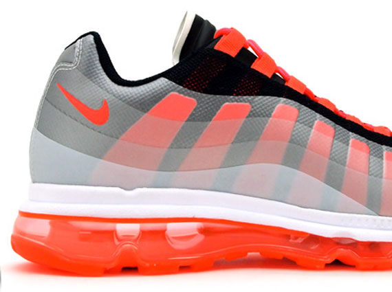 air max with bubble all around