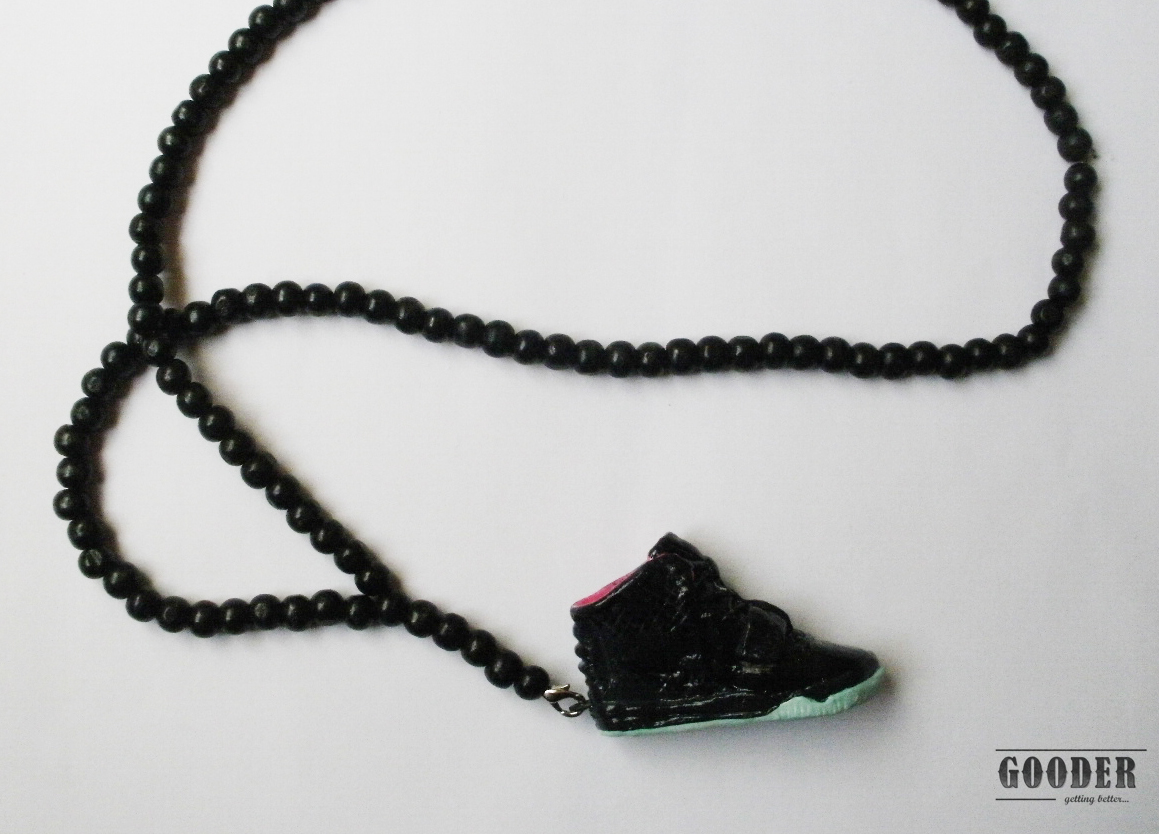 OLYMPUS DIGITAL CAMERA Nike Air Yeezy 2 Miniatures By Gooder 02