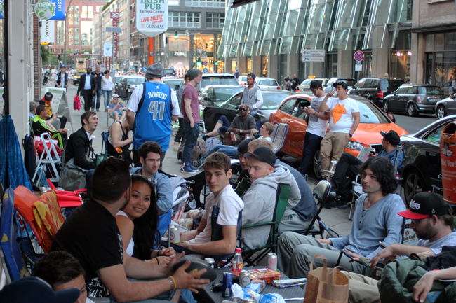 nike-air-yeezy-2-release-recap-06 Nike Air Yeezy 2 Release Recap 06