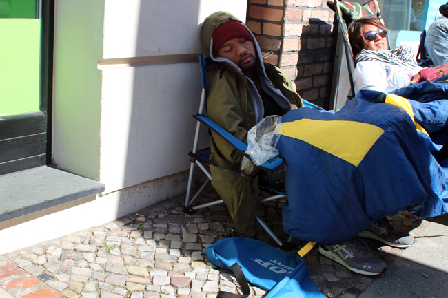 nike-air-yeezy-2-release-recap-16 Nike Air Yeezy 2 Release Recap 16