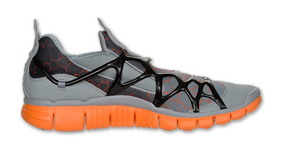 nike kukini free stealth total orange black 3