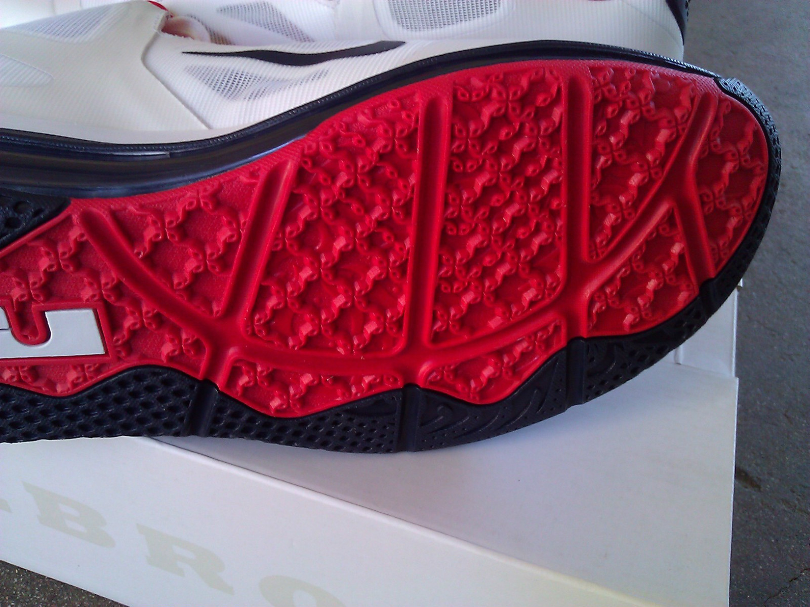 Nike Lebron 9 Low Usa Release Reminder 01