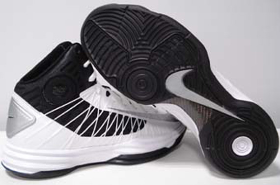 Nike Lunar Hyperdunk White Black Silver 1