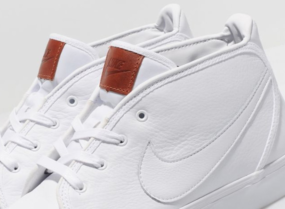 Nike Toki Premium Leather