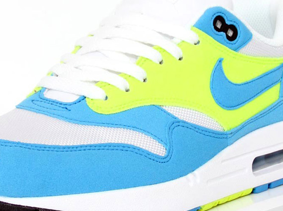 Nike Wmns Air Max 1 White Blue Glow Yellow 5