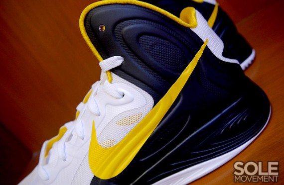 Nike Zoom Hyperfuse 2012 - White - University Gold - Black