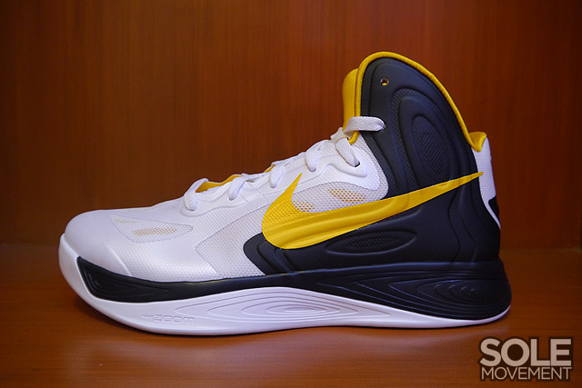 nike-zoom-hyperfuse-2012-white-university-gold-black-2 Nike Zoom Hyperfuse 2012 White University Gold Black 2