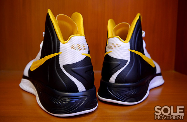 nike-zoom-hyperfuse-2012-white-university-gold-black-5 Nike Zoom Hyperfuse 2012 White University Gold Black 5