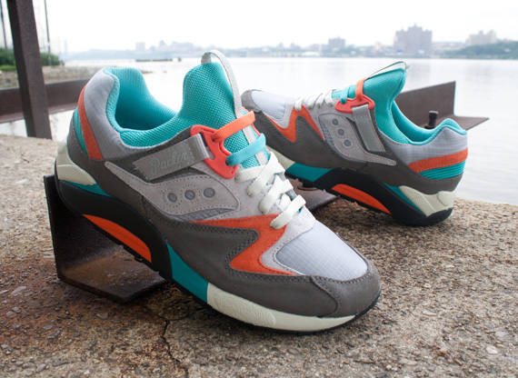 Packer Shoes X Saucony Grid 9000 Tech Pack Release Info 10