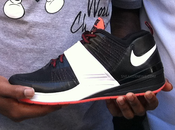 nike revis trainer