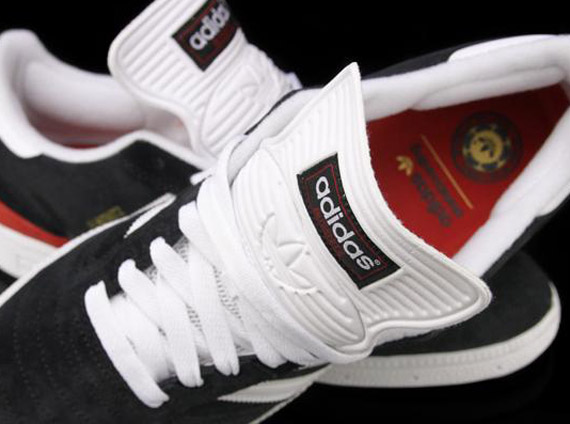 Vinagre Indica Ligadura adidas Skateboarding Busenitz - Black - White - Red - SneakerNews.com