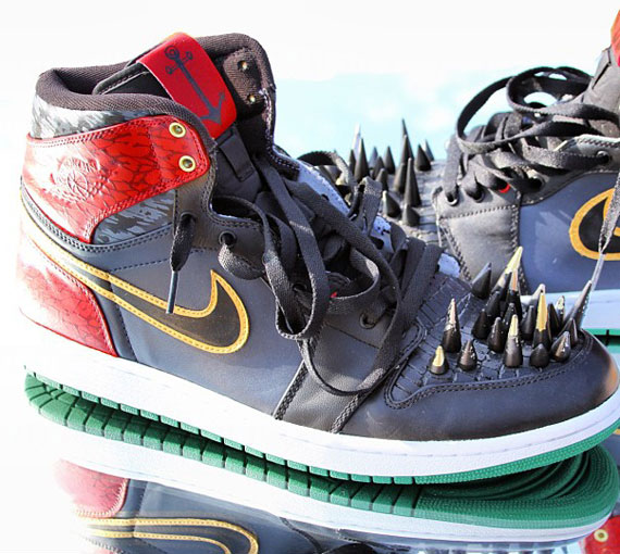 KoF Live: An Exclusive Early Look At The Air Jordan 1 Retro High