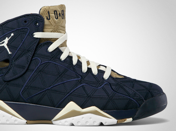 Air Jordan VII "Obsidian"