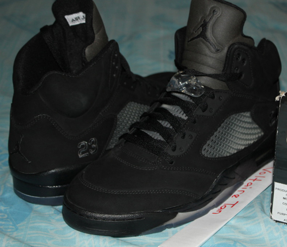 Blackout Air Jordan V 02