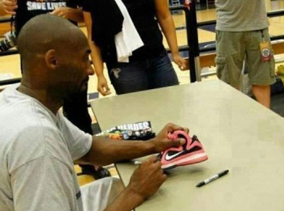 Kobe Bryant Signs Lebron Sneaker 1