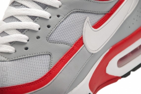 Nike Air Classic BW - Wolf Grey - Sport Red