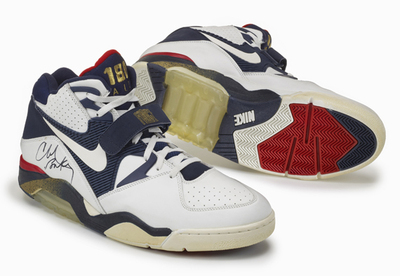 20 Years Of Nike Basketball Design: Air Force 180 Low (1992 ...