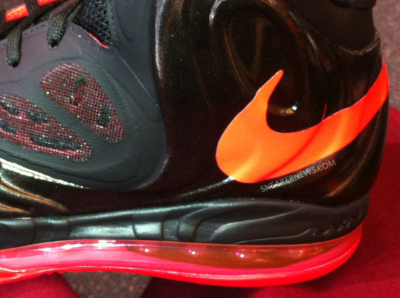 nike air max hyperposite black red orange 8