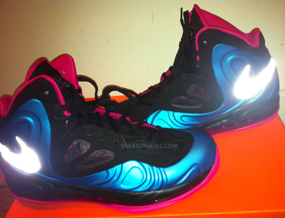 Nike Air Max Hyperposite Dynamic Blue Reflective Silver Fireberry