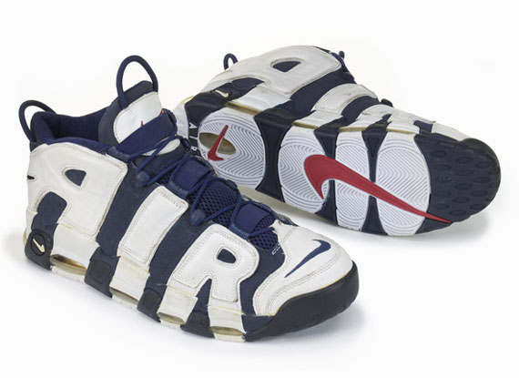 nike air much uptempo 1996