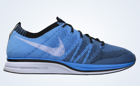 Nike Flyknit Trainer Blue Glow Blue Tint Black