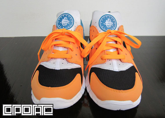 Nike Huarache Free Runner Industrial Orange 4