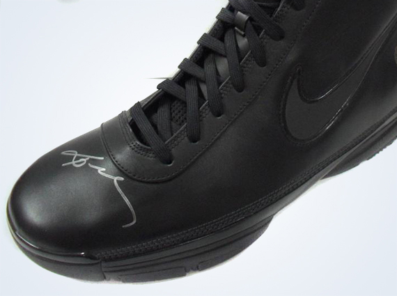 Nike Zoom Kobe II – Autographed Sample on eBay