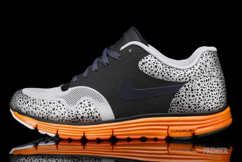 Nike Lunar Safari Fuse Black Anthracite Natural Grey Total Orange 1