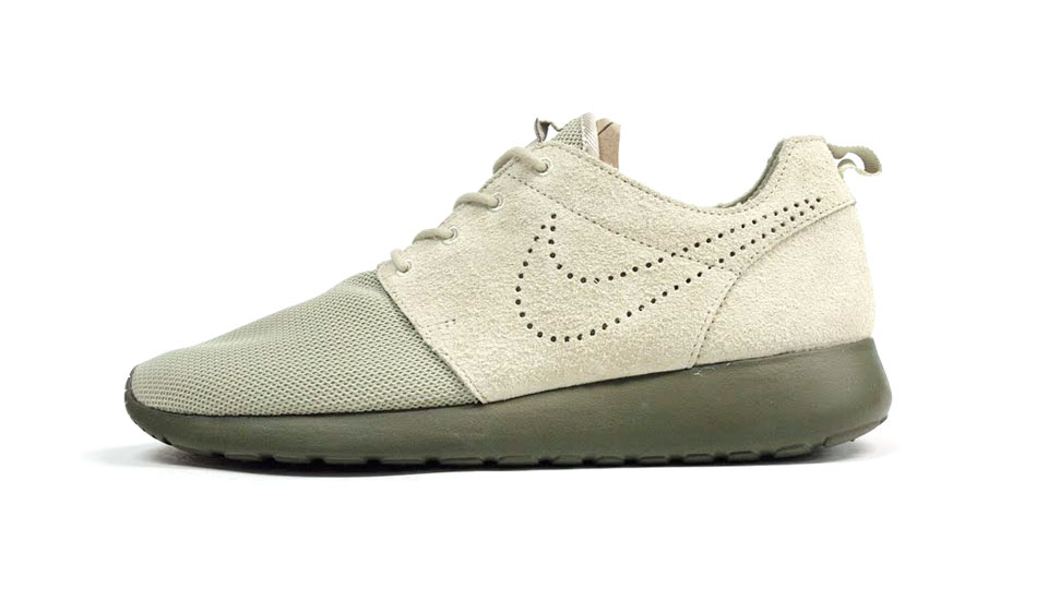 nike-roshe-run-premium-sandtrap-medium-olive-volt-1 Nike Roshe Run Premium Sandtrap Medium Olive Volt 1