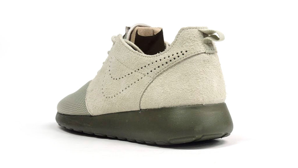 nike-roshe-run-premium-sandtrap-medium-olive-volt-3 Nike Roshe Run Premium Sandtrap Medium Olive Volt 3
