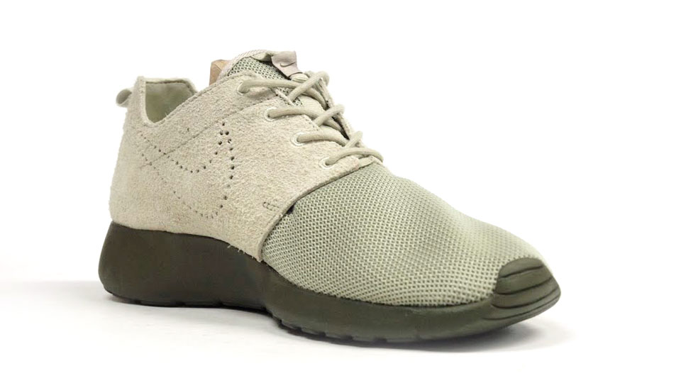 nike-roshe-run-premium-sandtrap-medium-olive-volt-4 Nike Roshe Run Premium Sandtrap Medium Olive Volt 4