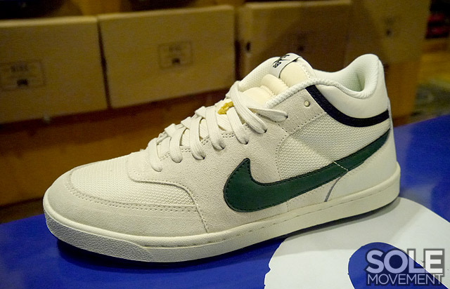 Nike Sb Challenge Court Swan Gorge Green 2