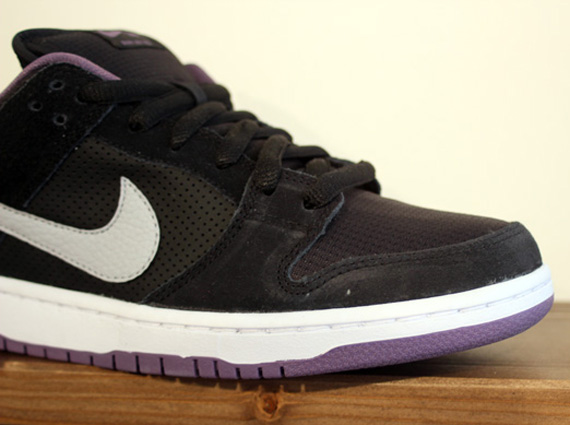 nike sb dunk low black purple spring 2013 1