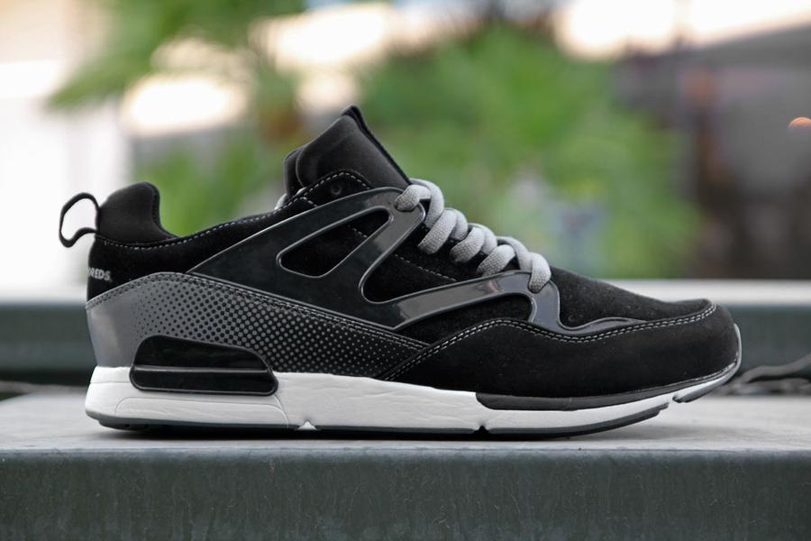 The Hundreds Hoya Black Charcoal 2