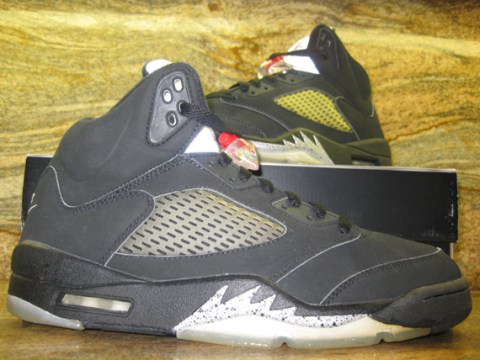 Air Jordan V - Black/Metallic Silver 