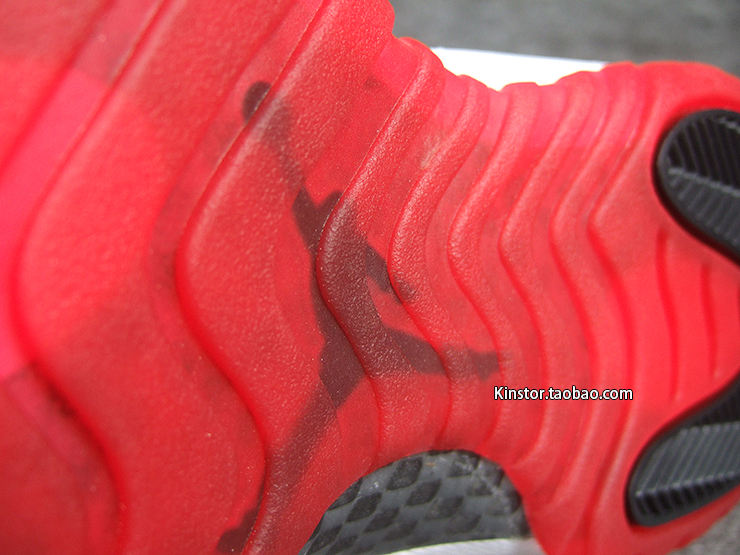 air-jordan-xi-black-varsity-red-white-01 Air Jordan Xi Black Varsity Red White 01