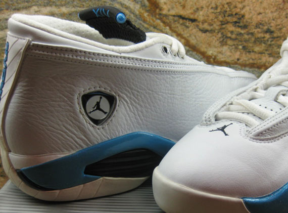 Jordan 14 best sale carolina blue