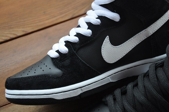 Nike Dunk High Pro SB - Black - White - SneakerNews.com