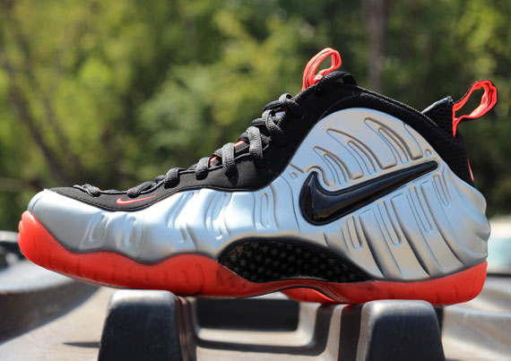 foamposite black and bright crimson