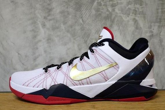 kobe 7 gold medal