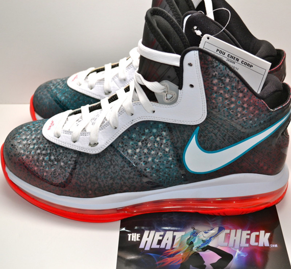 Nike LeBron 8 