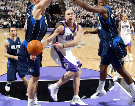 Chris Paul and Ben Mclemore in the Jordan and the Spades Crazy Light Boost