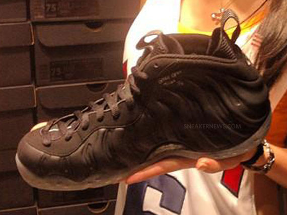 “Stealth” Nike Air Foamposite One