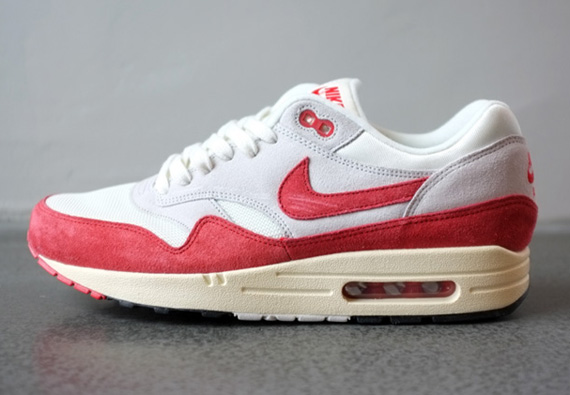 Nike Air Max 1 VNTG OG - SneakerNews.com