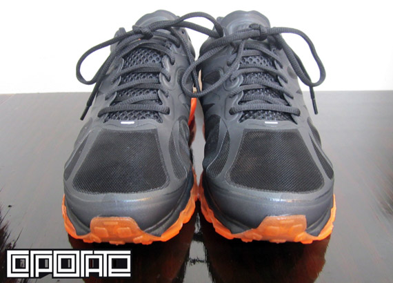 Nike Air Max 2012 Black Total Orange 4