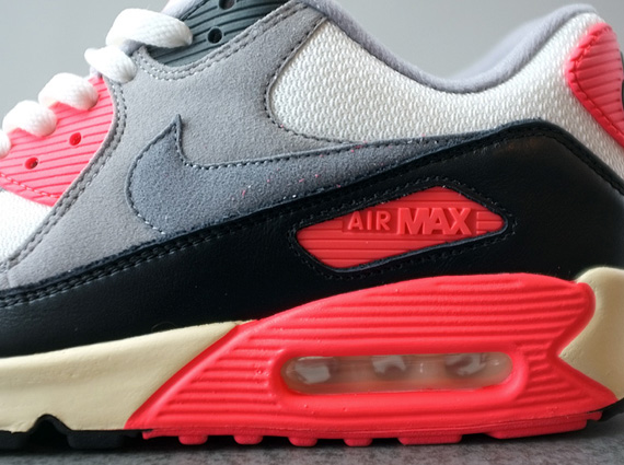 Nike Air Max 90 VNTG "Infrared"