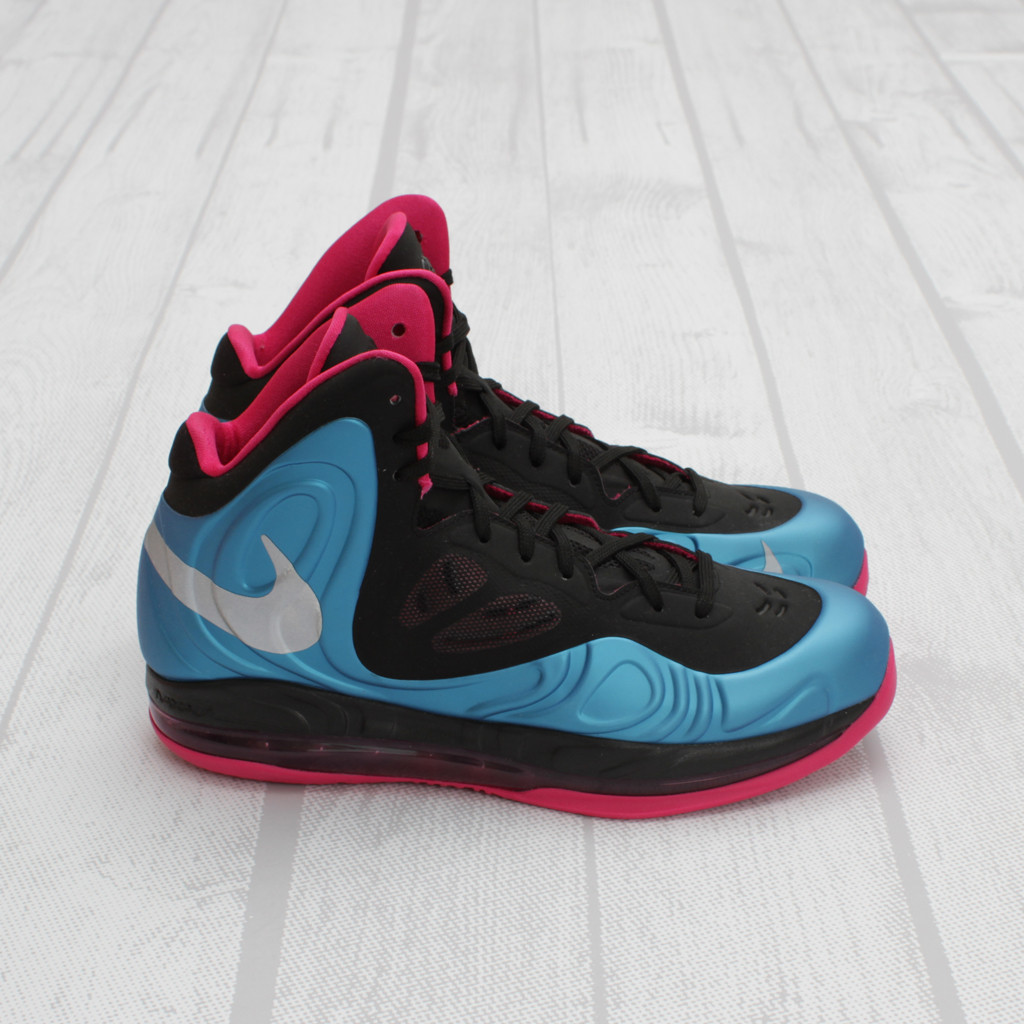 nike-air-max-hyperposite-dynamic-blue-arriving-at-retailers-2 Nike Air Max Hyperposite Dynamic Blue Arriving At Retailers 2