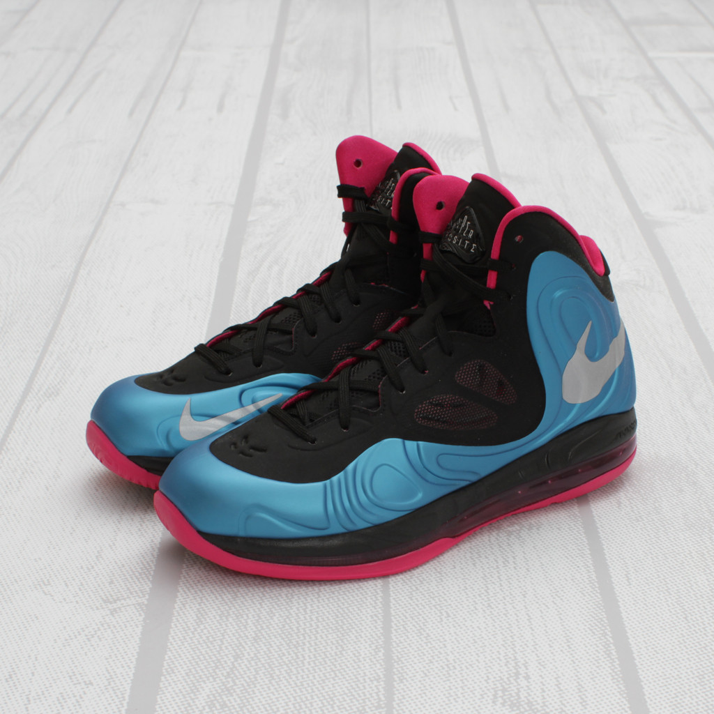 nike-air-max-hyperposite-dynamic-blue-arriving-at-retailers-5 Nike Air Max Hyperposite Dynamic Blue Arriving At Retailers 5