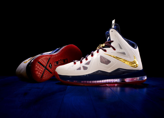Nike LeBron X – Officially Unveiled