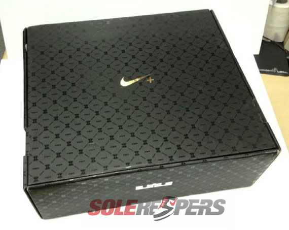 Nike Lebron X Plus Packaging